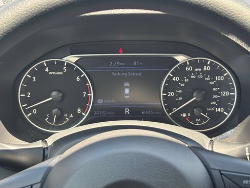 Used 2025 Nissan Altima 2.5 SV FWD image 40