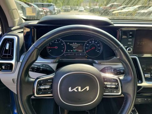 Used 2022 Kia Sorento SX AWD/4WD image 19