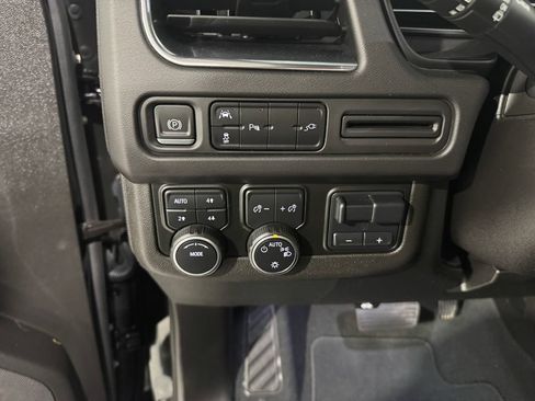 Used 2022 Chevrolet Tahoe RST w/ Max Trailering Package AWD/4WD image 36