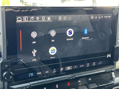 New 2026 GMC Hummer EV 4x4 Crew Cab image 16