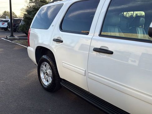 Used 2012 Chevrolet Tahoe LT image 12