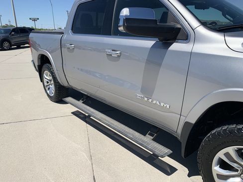 Used 2022 RAM 1500 Limited image 32