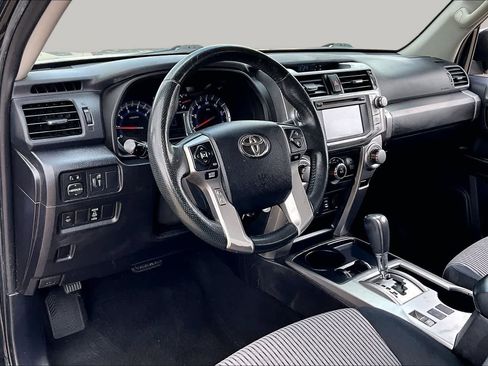 Used 2015 Toyota 4Runner SR5 RWD image 18
