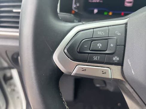 Used 2022 Volkswagen Atlas SE image 11