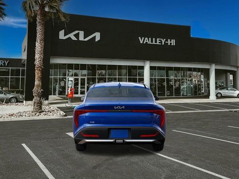 New 2025 Kia K4 LXS image 5