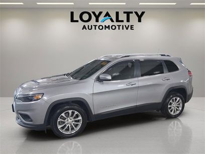 Used 2019 Jeep Cherokee Latitude w/ Popular Appearance Group