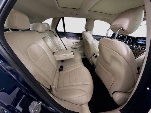 Used 2019 Mercedes-Benz GLC 350e 4MATIC image 27