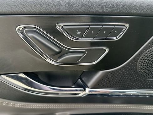 Used 2024 Lincoln Corsair Reserve w/ Equipment Group 201A image 16