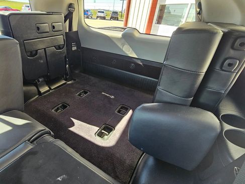 Used 2014 Lexus LX 570 4WD image 12