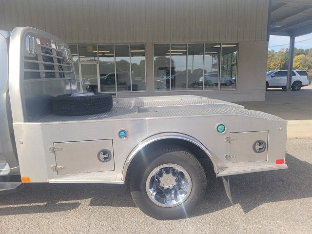 Used 2026 Chevrolet Silverado 3500 LT w/ Convenience Package AWD/4WD image 3