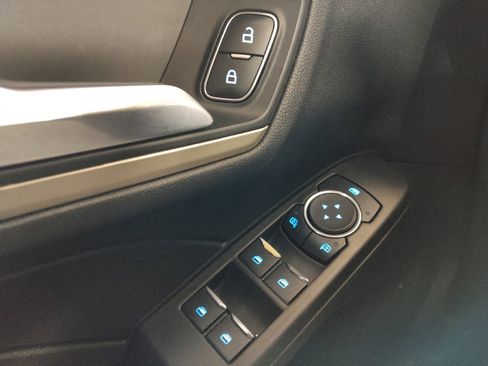 Used 2021 Ford Escape SE FWD image 27