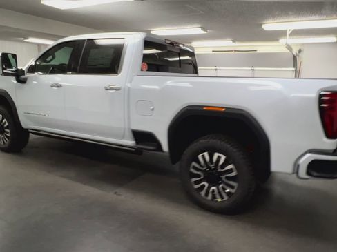 New 2026 GMC Sierra 2500 Denali Ultimate image 42