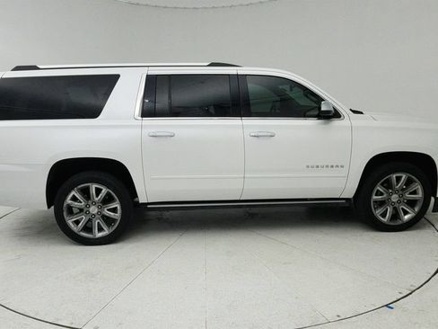 Used 2018 Chevrolet Suburban Premier AWD/4WD image 8