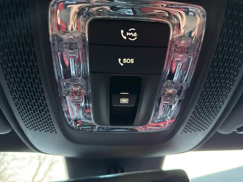 Used 2022 Mercedes-Benz A 220 4MATIC w/ AMG Line image 61