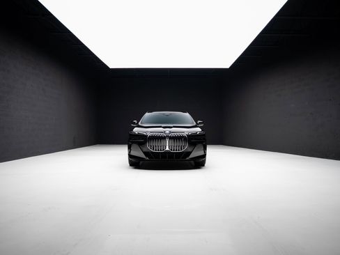 Used 2024 BMW i7 eDrive50 w/ M Sport Package image 85