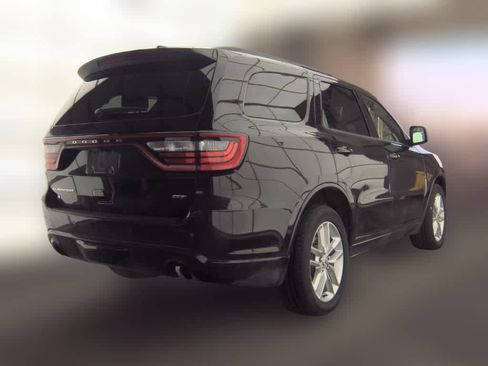 Used 2025 Dodge Durango GT image 2