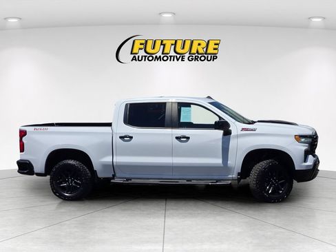 Used 2024 Chevrolet Silverado 1500 LT Trail Boss w/ Protection Package AWD/4WD image 3