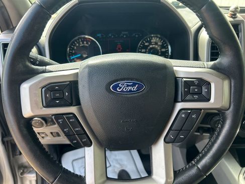 Used 2019 Ford F150 Lariat AWD/4WD image 26
