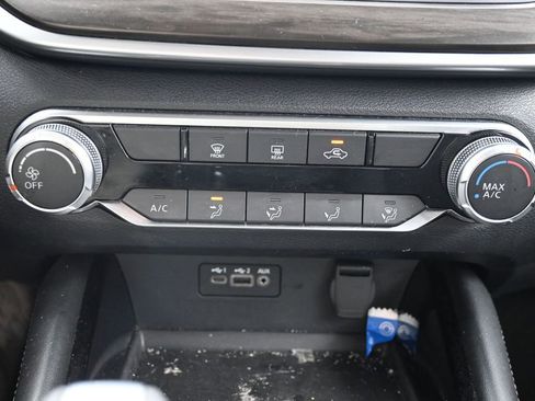 Used 2023 Nissan Altima 2.5 SV image 18