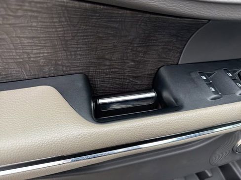 Used 2019 Ford Expedition Limited w/ Equipment Group 302A image 22