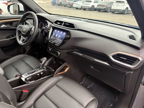 Used 2022 Chevrolet TrailBlazer ACTIV w/ Sun and Liftgate Package image 31