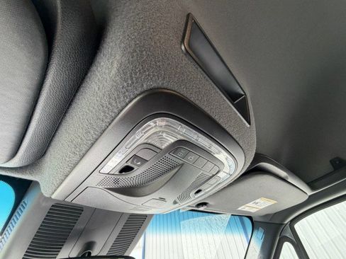 Used 2022 Mercedes-Benz Sprinter 2500 image 46