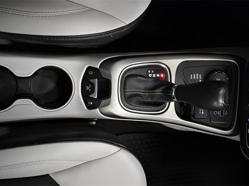 Used 2021 Jeep Compass Latitude w/ Convenience Group image 31