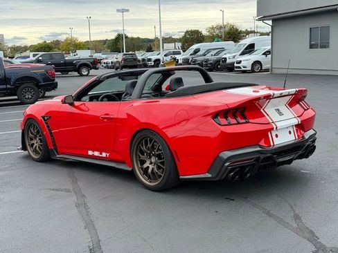 Used 2024 Ford Mustang GT Premium w/ GT Performance Package image 5