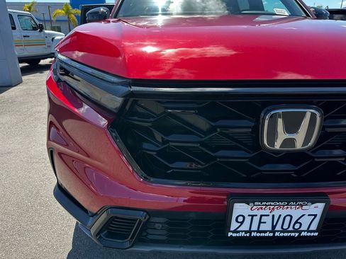 Used 2025 Honda CR-V Sport-L image 6