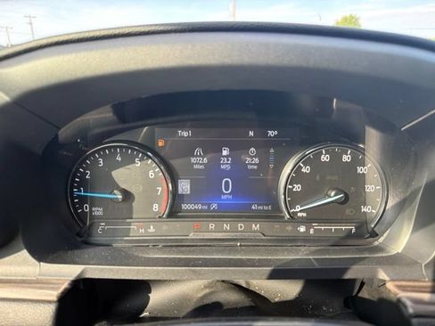 Used 2021 Ford Explorer Limited w/ Equipment Group 301A AWD/4WD image 21