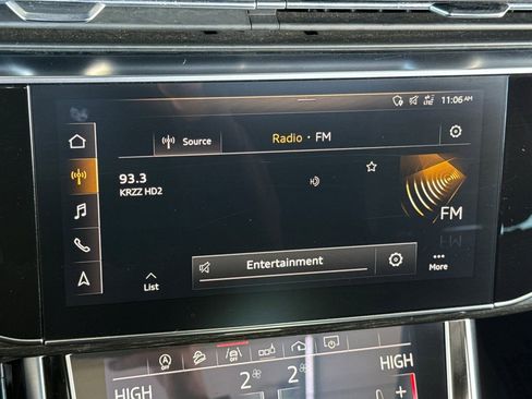 Used 2019 Audi Q8 Premium Plus w/ Premium Plus image 21