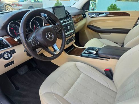 Used 2019 Mercedes-Benz GLS 450 4MATIC image 9
