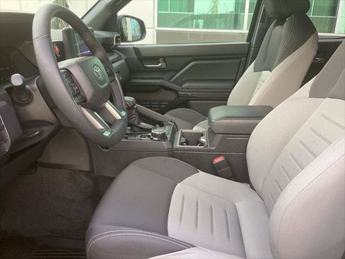 Certified 2025 Toyota Tacoma TRD Sport image 3