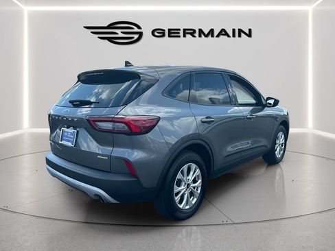 Used 2025 Ford Escape Active w/ Cold Weather Package AWD/4WD image 8