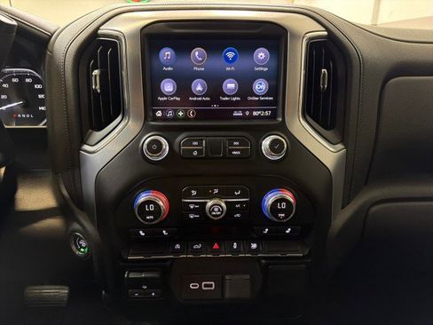 Used 2021 GMC Sierra 1500 Elevation image 18