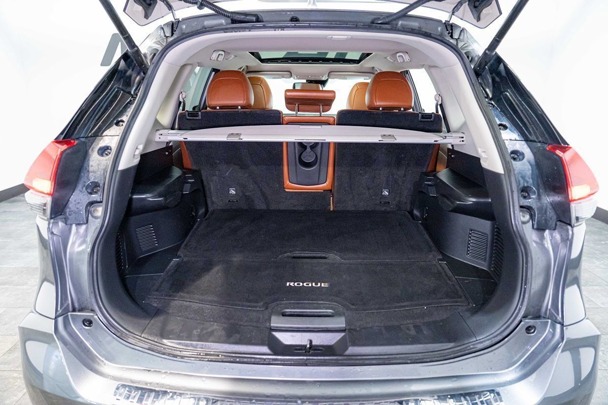 Used 2018 Nissan Rogue SL w/ Premium Package FWD image 15