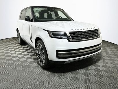 Used 2025 Land Rover Range Rover SE