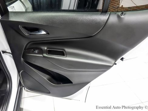 Used 2020 Chevrolet Equinox LT image 28