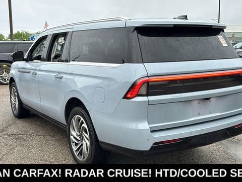 Used 2025 Lincoln Navigator L Reserve AWD/4WD image 5