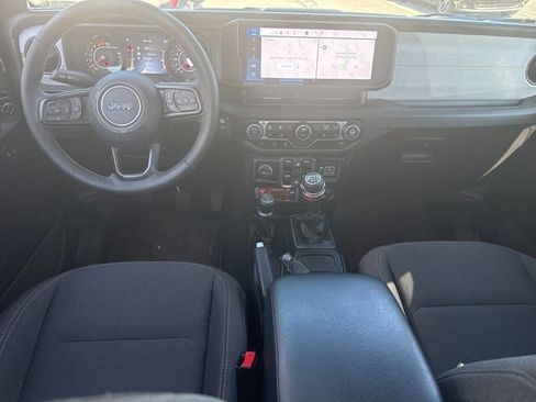 Used 2024 Jeep Wrangler Willys image 25