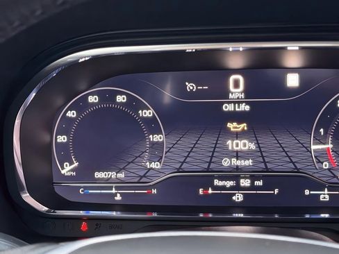 Used 2022 GMC Yukon SLE w/ Gmc Pro Safety Plus Package image 20