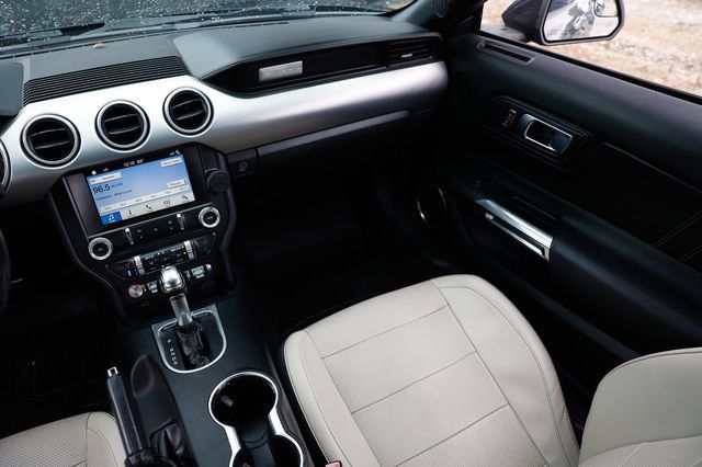 Used 2018 Ford Mustang Premium RWD image 25