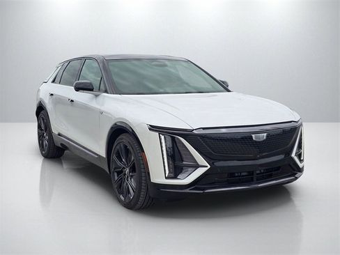 New 2025 Cadillac Lyriq Sport image 3