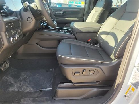 New 2026 Chevrolet Suburban Premier w/ Sun And Tow Package image 11