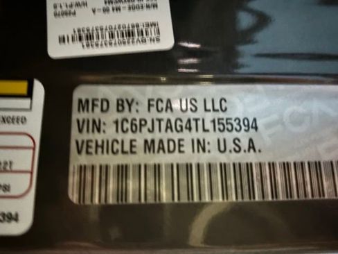 New 2026 Jeep Gladiator Sport image 30