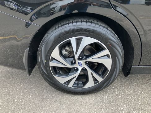 Used 2024 Subaru Legacy Premium AWD/4WD image 17