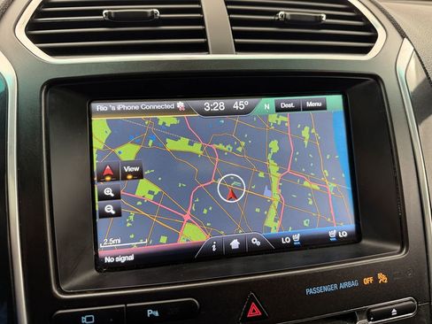 Used 2016 Ford Explorer Limited image 21