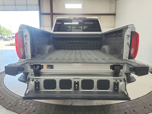 Used 2023 GMC Sierra 3500 Denali w/ Denali Ultimate Package AWD/4WD image 51