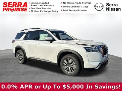 New 2025 Nissan Pathfinder SV
