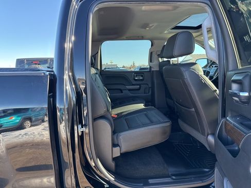 Used 2018 GMC Sierra 1500 Denali w/ Denali Ultimate Package image 11